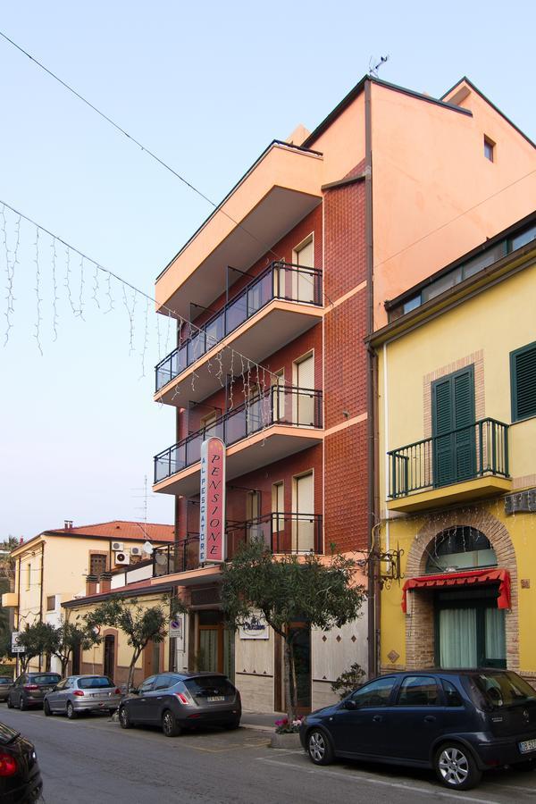 Pensione Al Pescatore Termoli Exterior foto